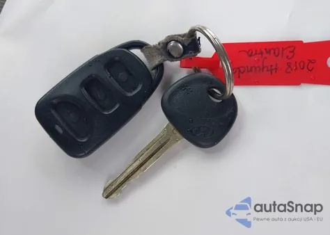 2018 Hyundai Elantra Se from USA, damaged, VIN 5NPD74LF6JH351746